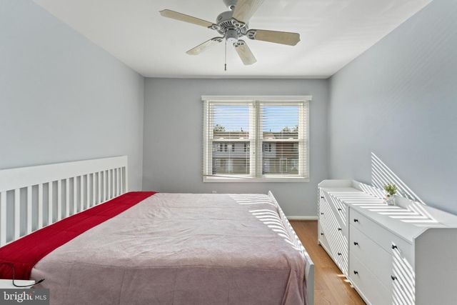 11 BRIARSTONE LN, Gaithersburg, MD 20877