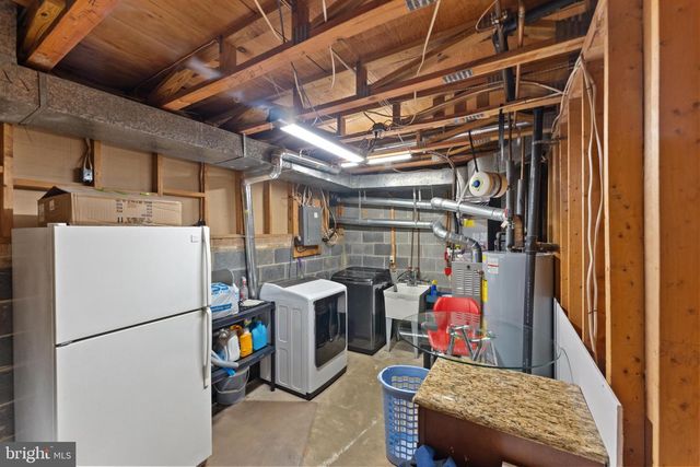 11 BRIARSTONE LN, Gaithersburg, MD 20877