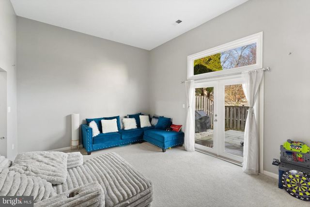 11 BRIARSTONE LN, Gaithersburg, MD 20877