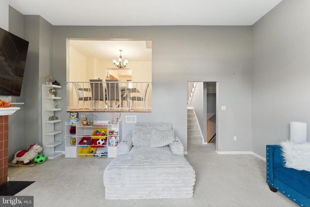 11 BRIARSTONE LN, Gaithersburg, MD 20877