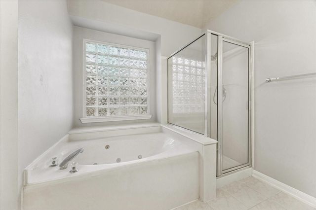 7823 Desert Canyon Court, Houston, TX 77041