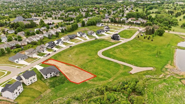 4910 Noble Drive NW, Rochester, MN 55901