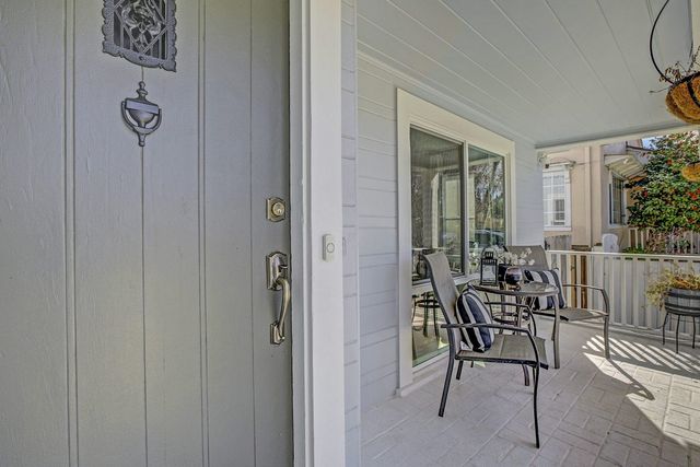 1337 Acacia St, Pittsburg, CA 94565