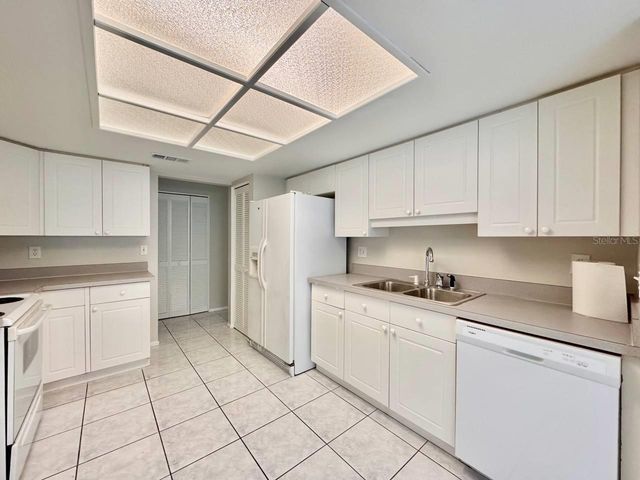 2826 RAMPART CIRCLE, Clearwater, FL 33761