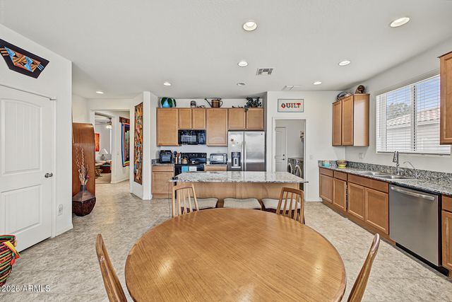 24729 W HIDALGO Drive W, Buckeye, AZ 85326