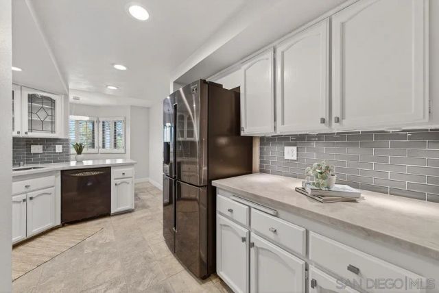 12242 Paseo Lucido B, San Diego, CA 92128