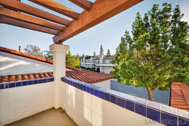 12242 Paseo Lucido B, San Diego, CA 92128