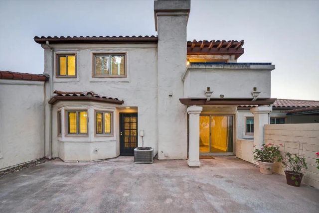 12242 Paseo Lucido B, San Diego, CA 92128