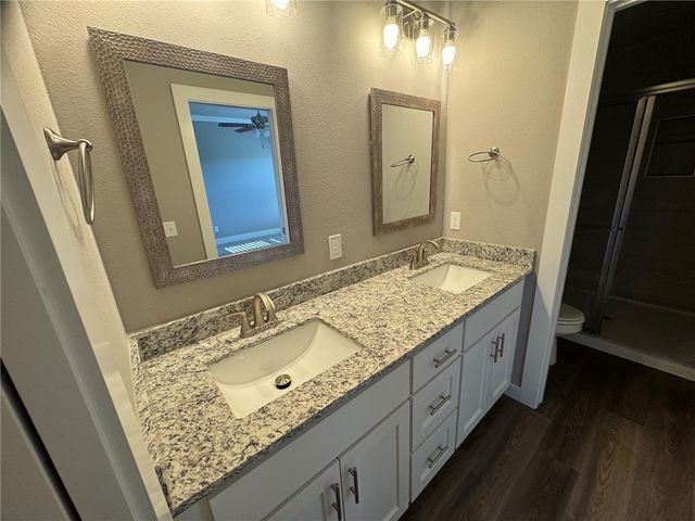 243 S Eagle Mountain Street, Prairie Grove, AR 72753