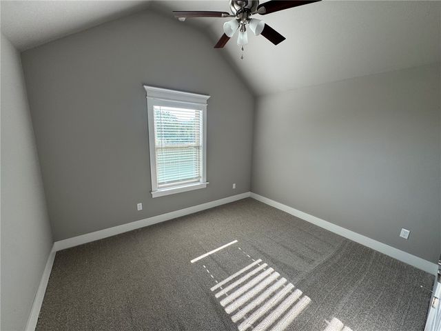 243 S Eagle Mountain Street, Prairie Grove, AR 72753