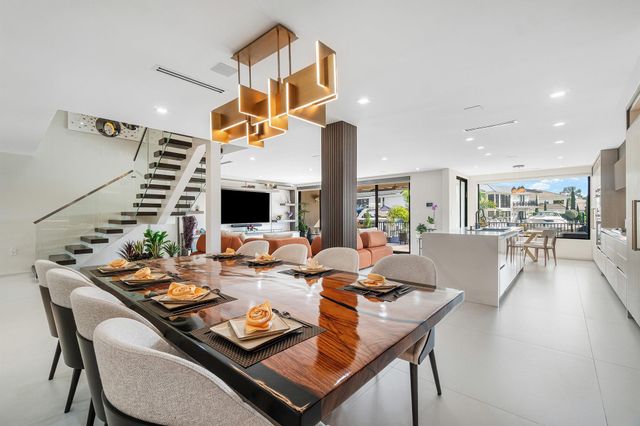 5326 Boca Marina Circle N, Boca Raton, FL 33487