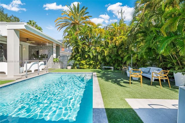 1616 S Bayshore Dr, Miami, FL 33133