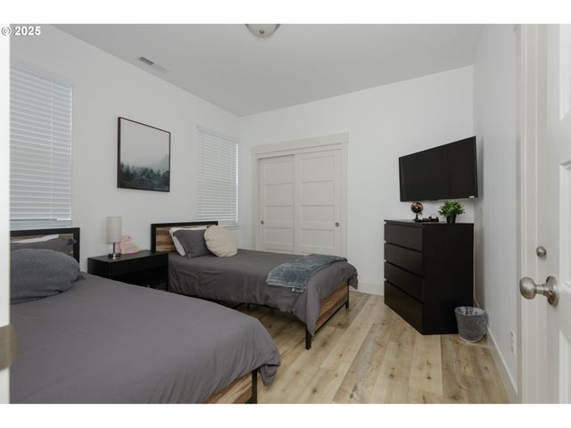 541 Nw Vancouver Ave, Stevenson, WA 98648