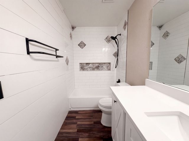 711 Rush Creek Drive, Allen, TX 75002