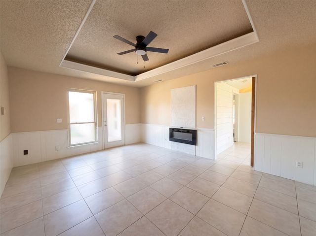 711 Rush Creek Drive, Allen, TX 75002