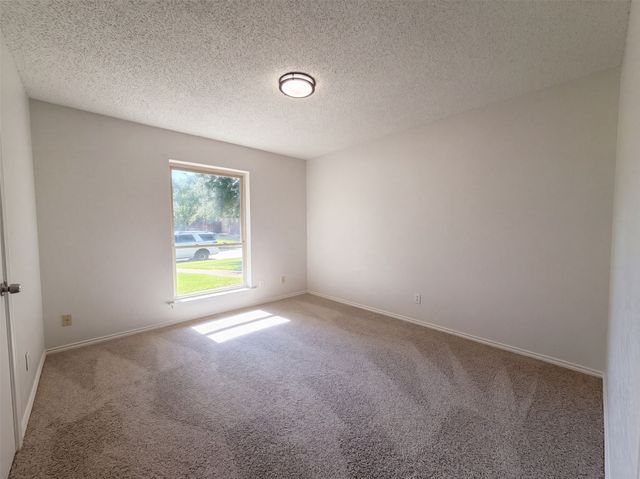 711 Rush Creek Drive, Allen, TX 75002
