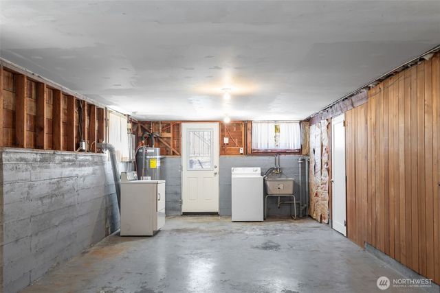 7551 33rd Avenue NW, Seattle, WA 98117