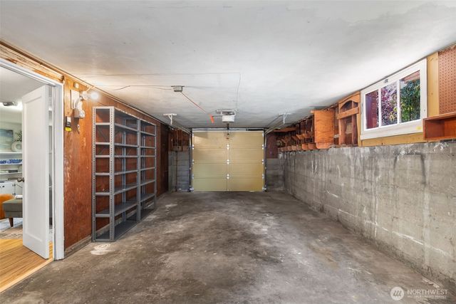 7551 33rd Avenue NW, Seattle, WA 98117