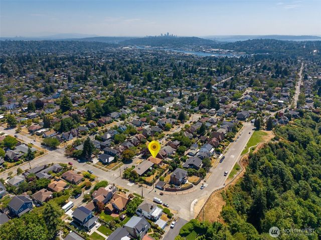 7551 33rd Avenue NW, Seattle, WA 98117