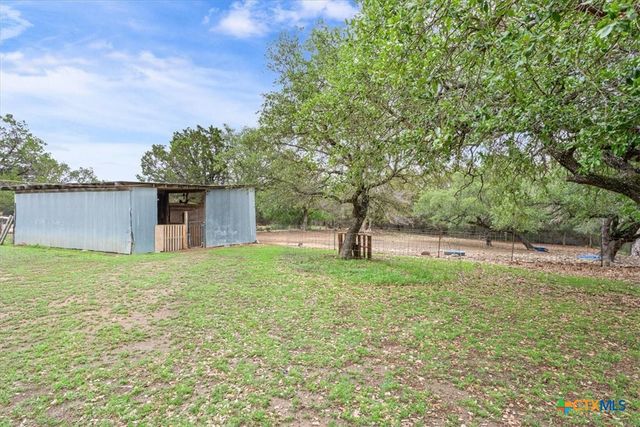 627 County Road 3376, Kempner, TX 76539