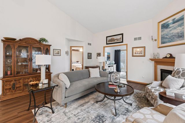 7897 Barrymore Lane, Woodbury, MN 55125