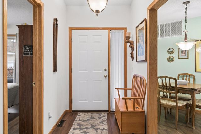 7897 Barrymore Lane, Woodbury, MN 55125