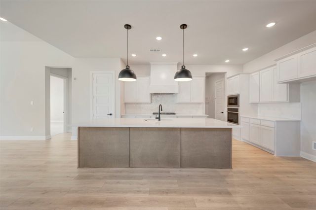 3575 Redbud Fower Trail, Grand Prairie, TX 76084