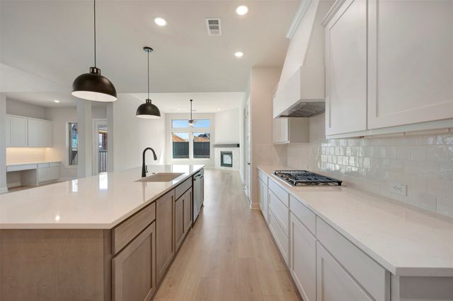 3575 Redbud Fower Trail, Grand Prairie, TX 76084