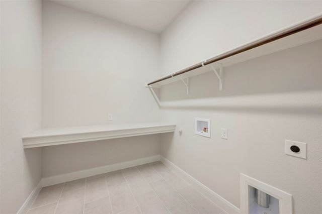 3575 Redbud Fower Trail, Grand Prairie, TX 76084