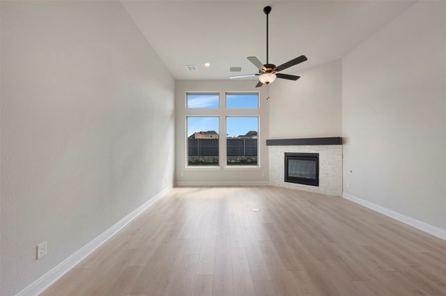 3575 Redbud Fower Trail, Grand Prairie, TX 76084