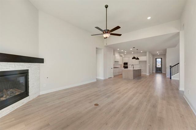 3575 Redbud Fower Trail, Grand Prairie, TX 76084