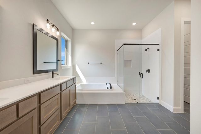 3575 Redbud Fower Trail, Grand Prairie, TX 76084