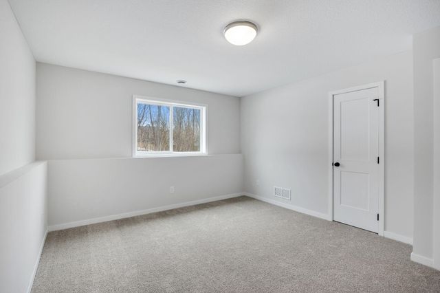 1132 Dorthy Lane, Elko New Market, MN 55054