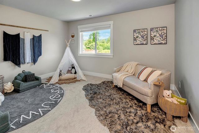 4040 324th Lane SE, Fall City, WA 98024