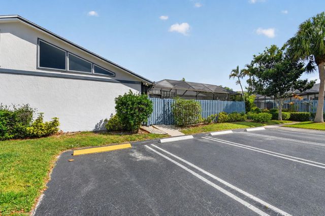 1604 Timberlane Circle, Greenacres, FL 33463