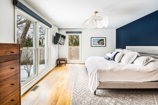 1225 W Deerpath Road, Lake Forest, IL 60045