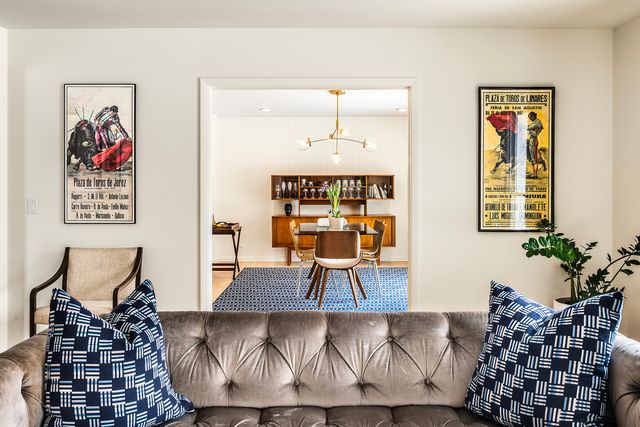 1225 W Deerpath Road, Lake Forest, IL 60045