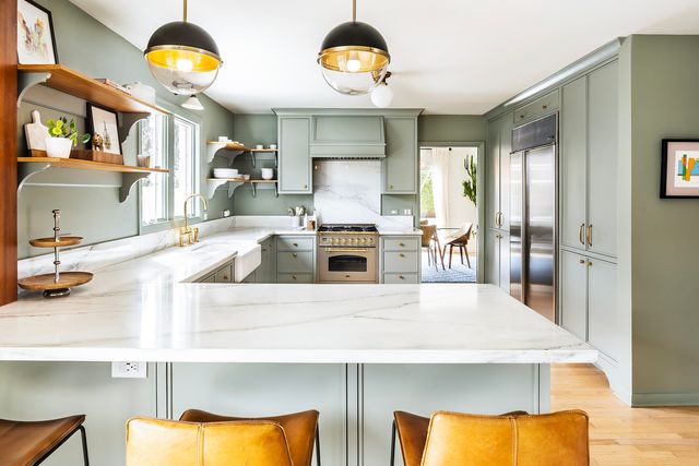 1225 W Deerpath Road, Lake Forest, IL 60045