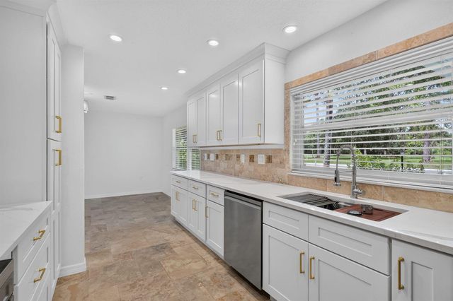 1125 41ST Avenue, Vero Beach, FL 32960