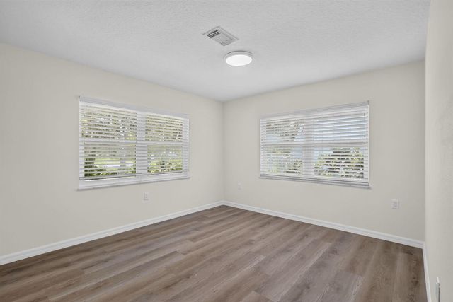1125 41ST Avenue, Vero Beach, FL 32960