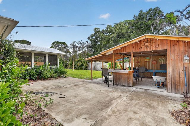 1125 41ST Avenue, Vero Beach, FL 32960