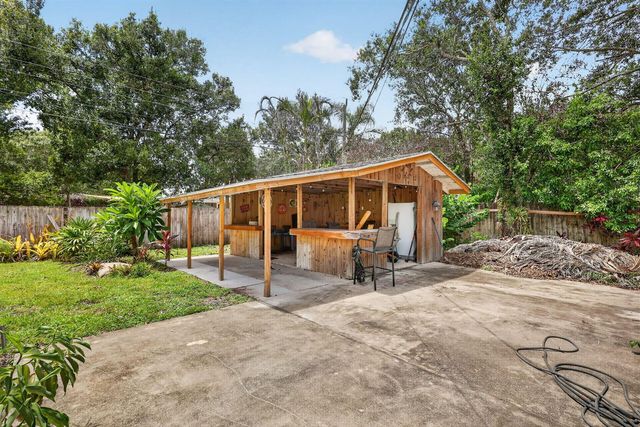 1125 41ST Avenue, Vero Beach, FL 32960