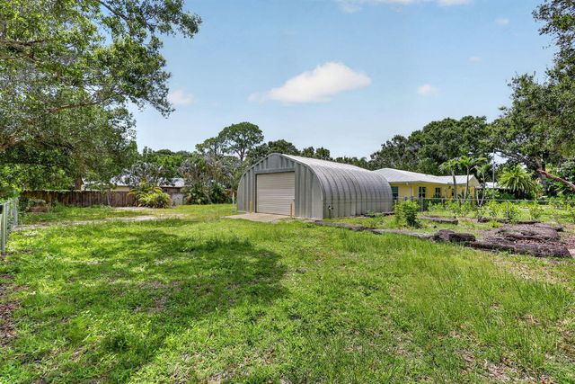 1125 41ST Avenue, Vero Beach, FL 32960