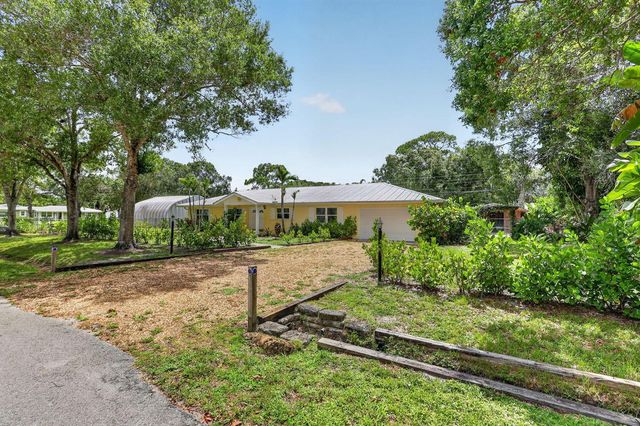 1125 41ST Avenue, Vero Beach, FL 32960