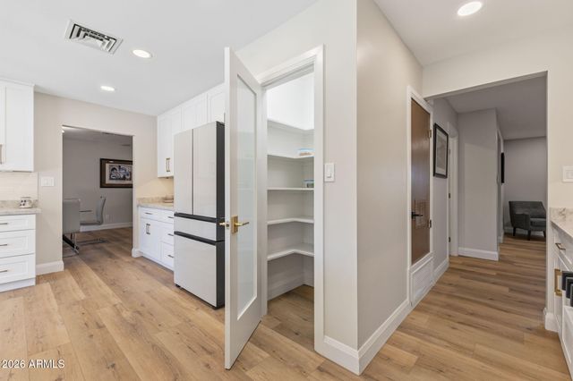 2901 E LAS ROCAS Drive, Phoenix, AZ 85028