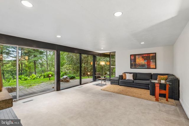 1640 MONK RD, Gladwyne, PA 19035