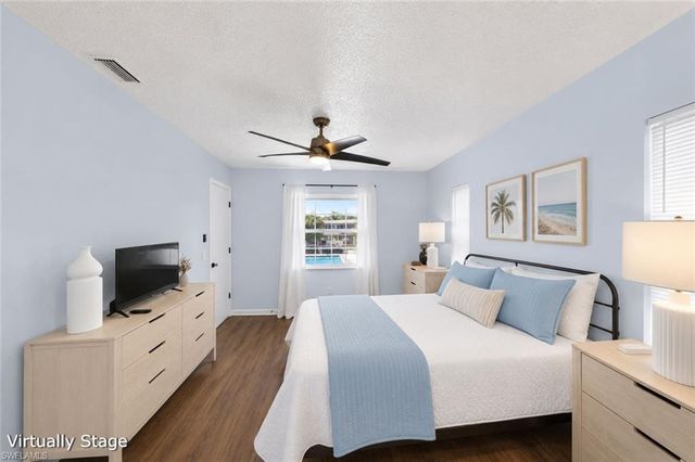 1433 28th TER, Cape Coral, FL 33904