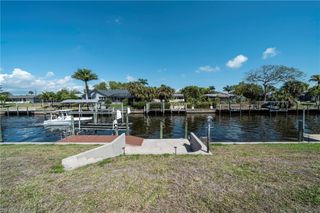 1433 28th TER, Cape Coral, FL 33904