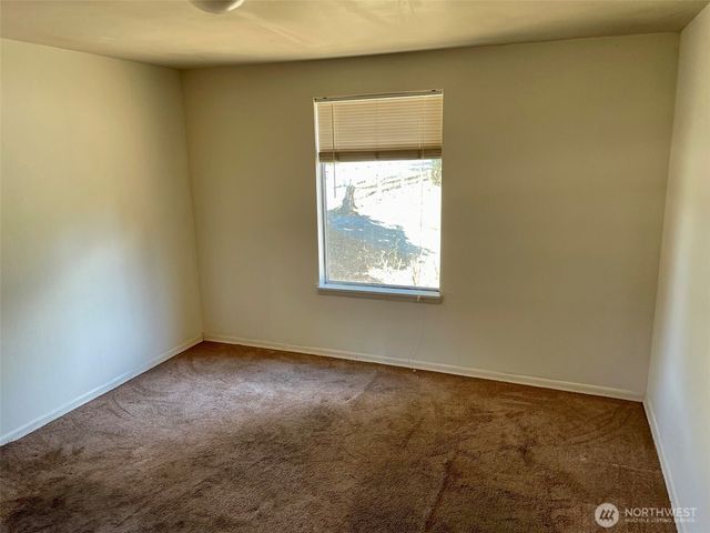 9058 Wallingford Avenue N, Seattle, WA 98103