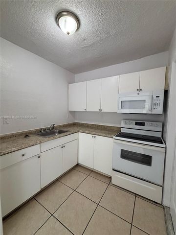 8287 NE Miami Ct 201, Miami, FL 33138
